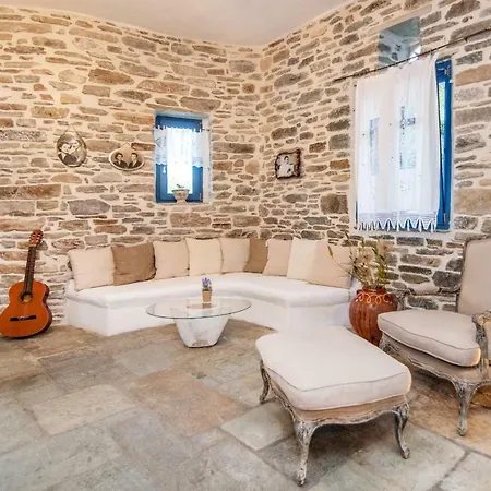 Xeni's House *